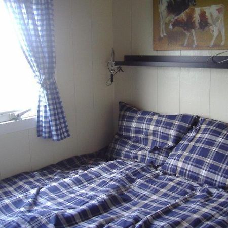 Your Cozy Waggon At The Cows' Paradise Amsterdam Extérieur photo